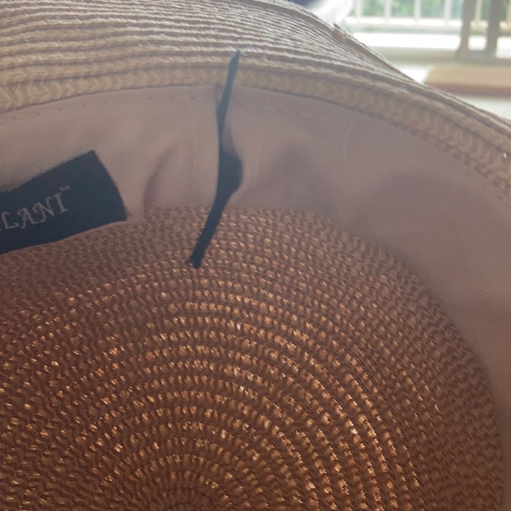 Straw hat - Picture 4 of 4